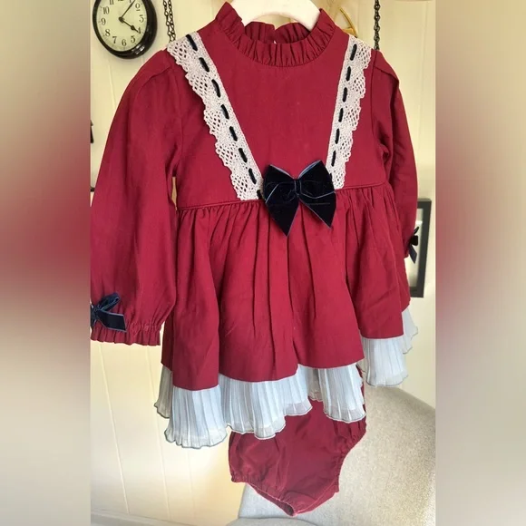 Elegant Burgundy Kids Formal Dress with Lace and Bow - Picture 1 of 6